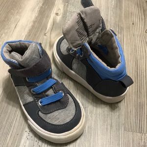 Old Navy Toddler Kicks